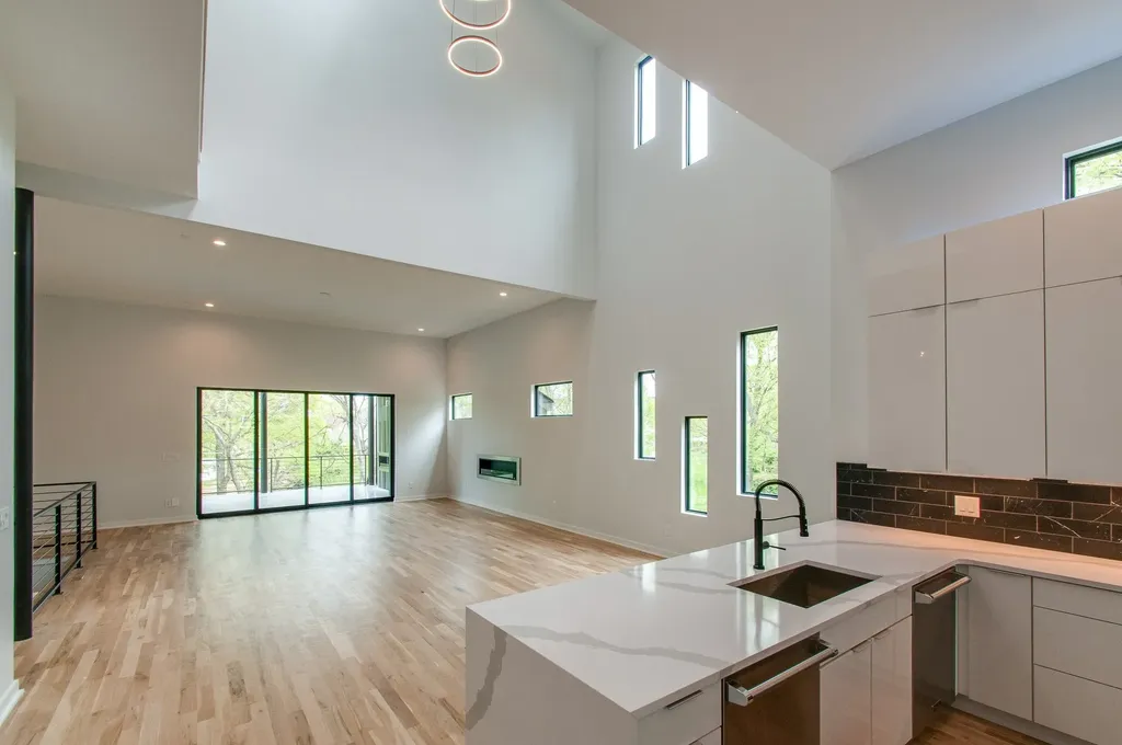 3918B Caylor Drive Nashville TN 37215