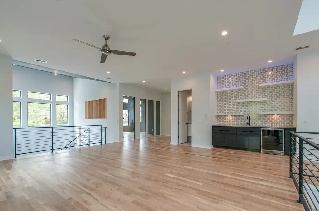 3918B Caylor Drive Nashville TN 37215