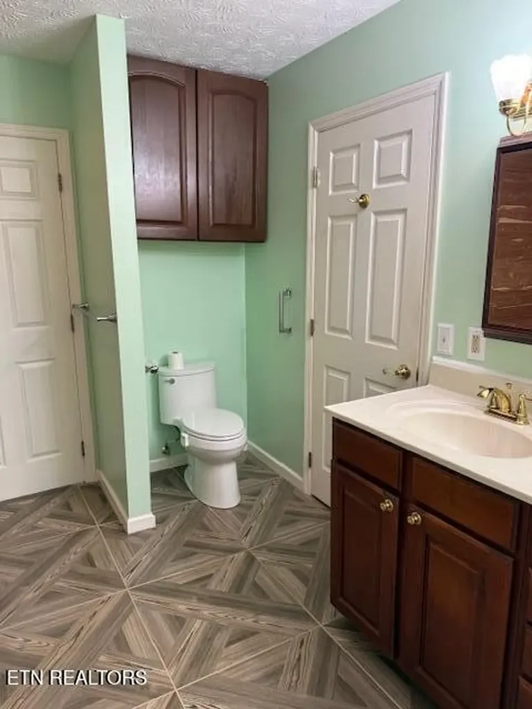 572 Allyson Drive Kodak TN 37764