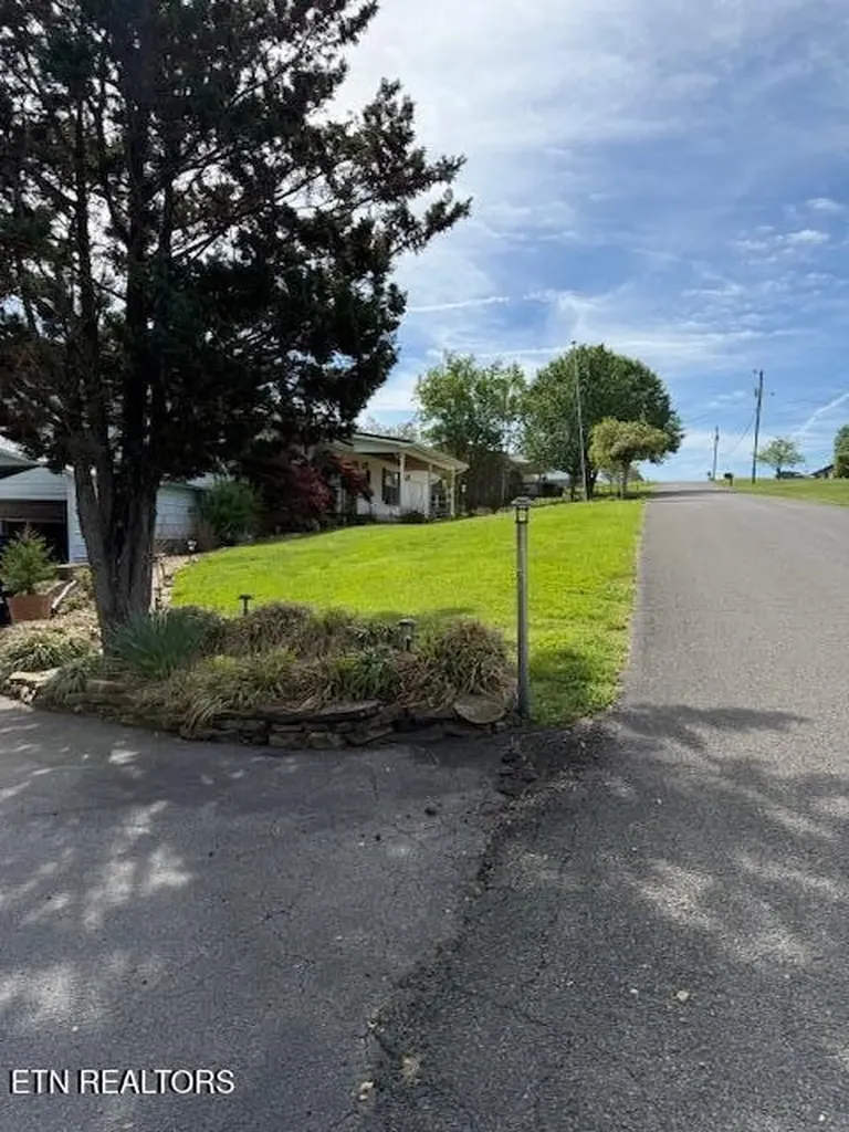 572 Allyson Drive Kodak TN 37764