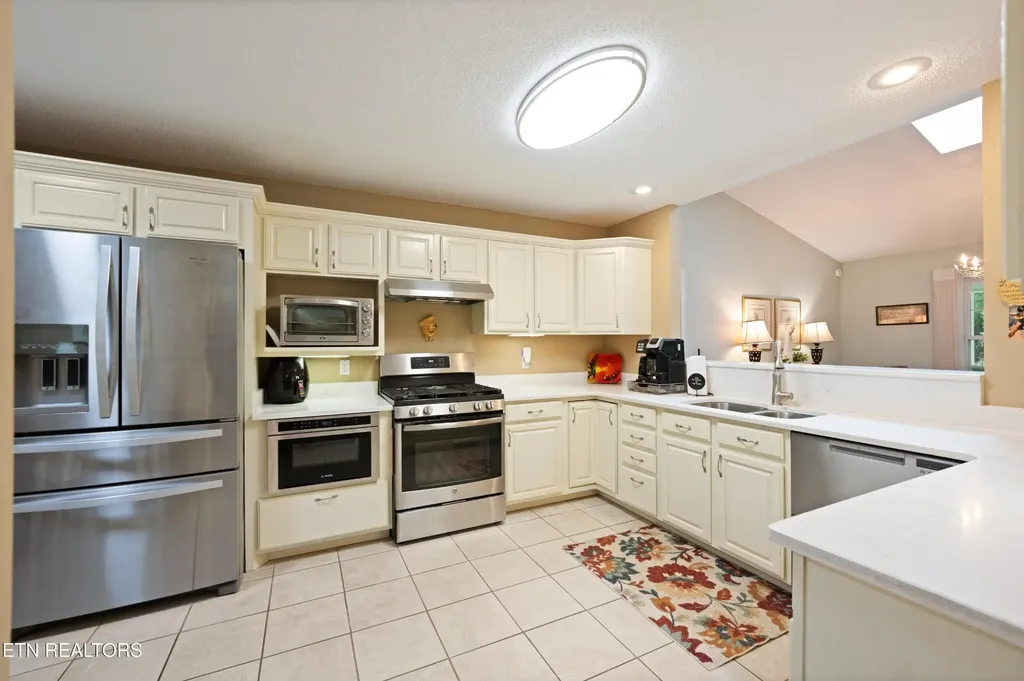 13 Kent Court Crossville TN 38558