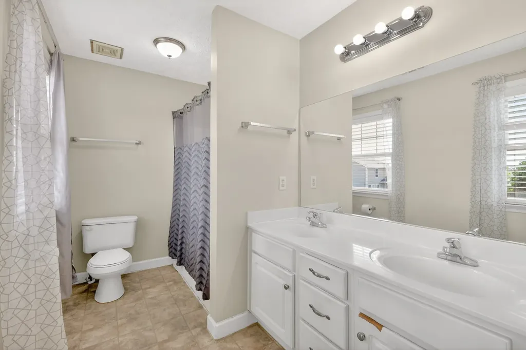 1510 Beaconcrest Circle Murfreesboro TN 37128