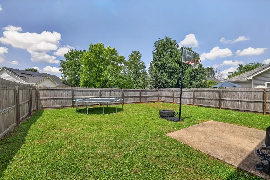 1510 Beaconcrest Circle Murfreesboro TN 37128