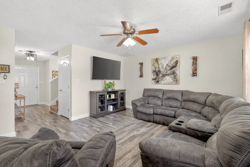 1510 Beaconcrest Circle Murfreesboro TN 37128