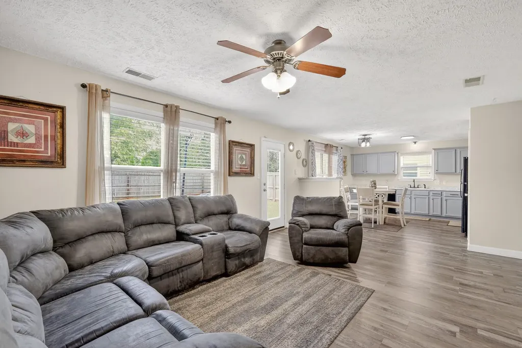 1510 Beaconcrest Circle Murfreesboro TN 37128
