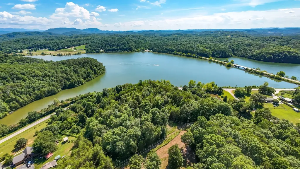 151 Citico Road Vonore TN 37885