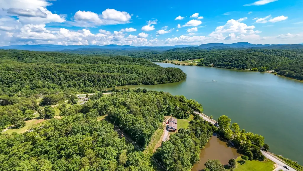 151 Citico Road Vonore TN 37885