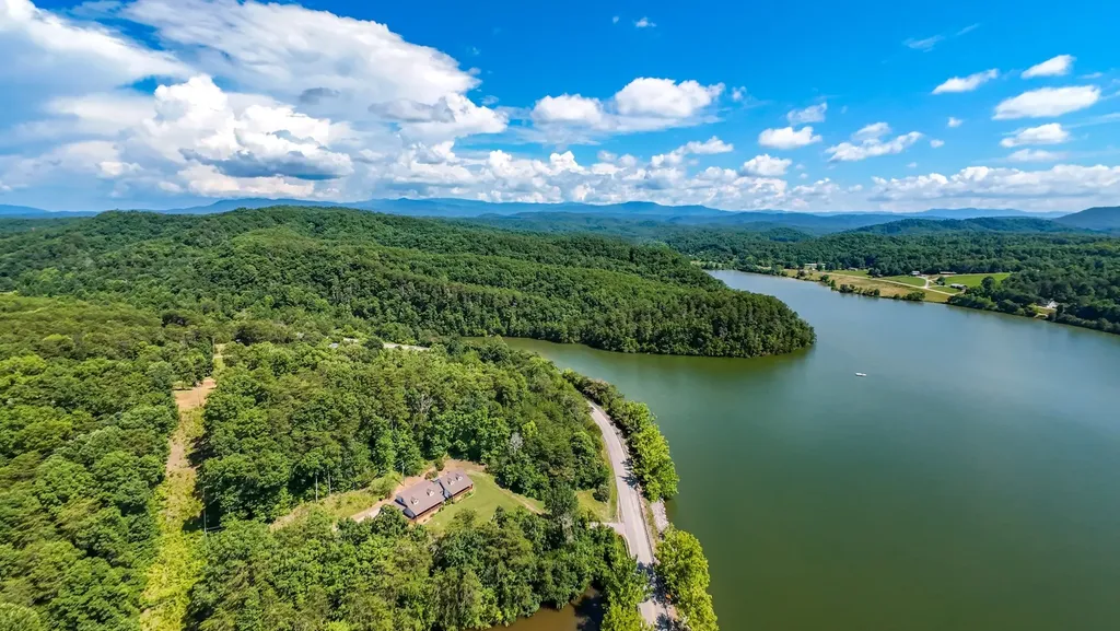 151 Citico Road Vonore TN 37885