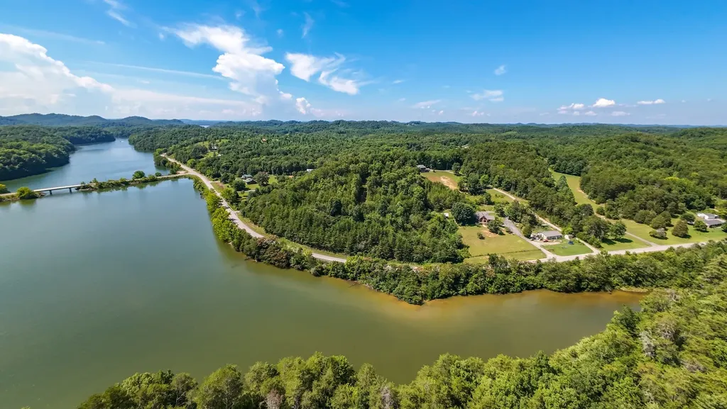 151 Citico Road Vonore TN 37885