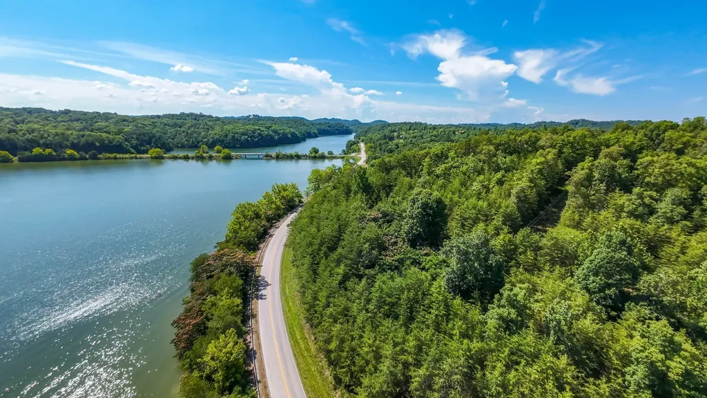 151 Citico Road Vonore TN 37885