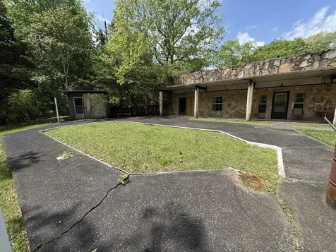 4089 Old Metal Road Palmyra TN 37142