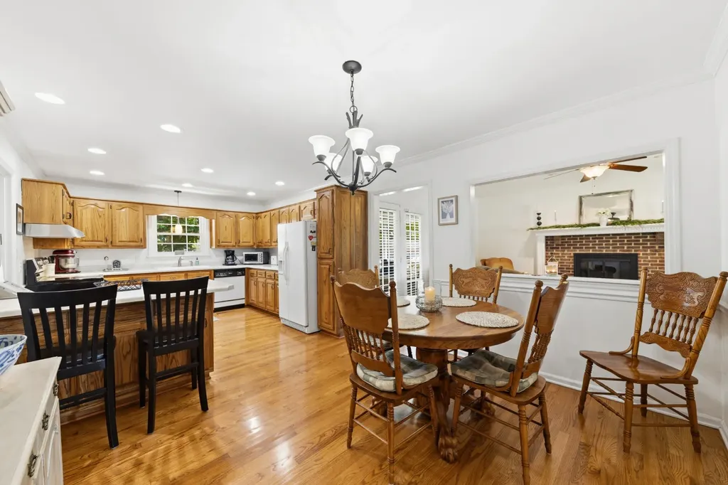 4011 Hays Drive Columbia TN 38401
