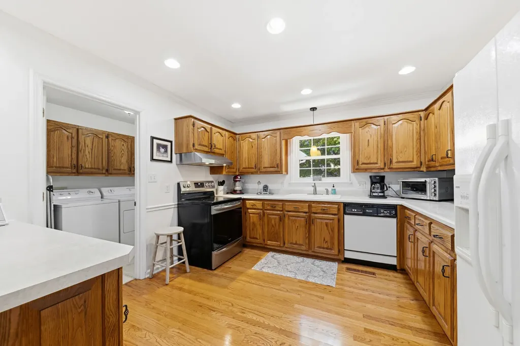 4011 Hays Drive Columbia TN 38401