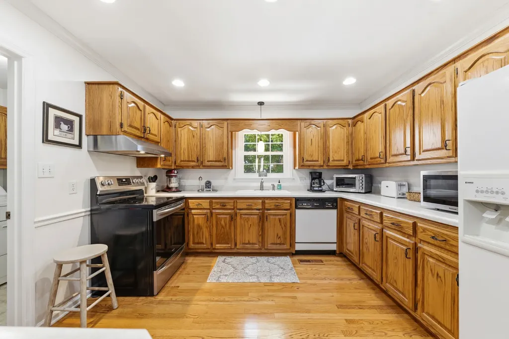 4011 Hays Drive Columbia TN 38401