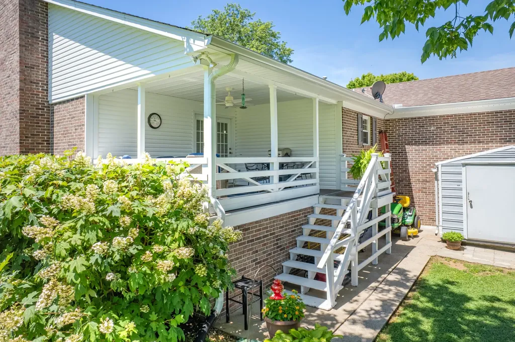 4011 Hays Drive Columbia TN 38401