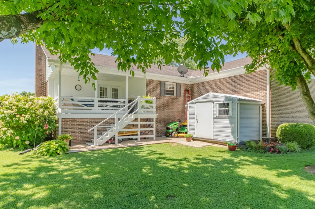 4011 Hays Drive Columbia TN 38401