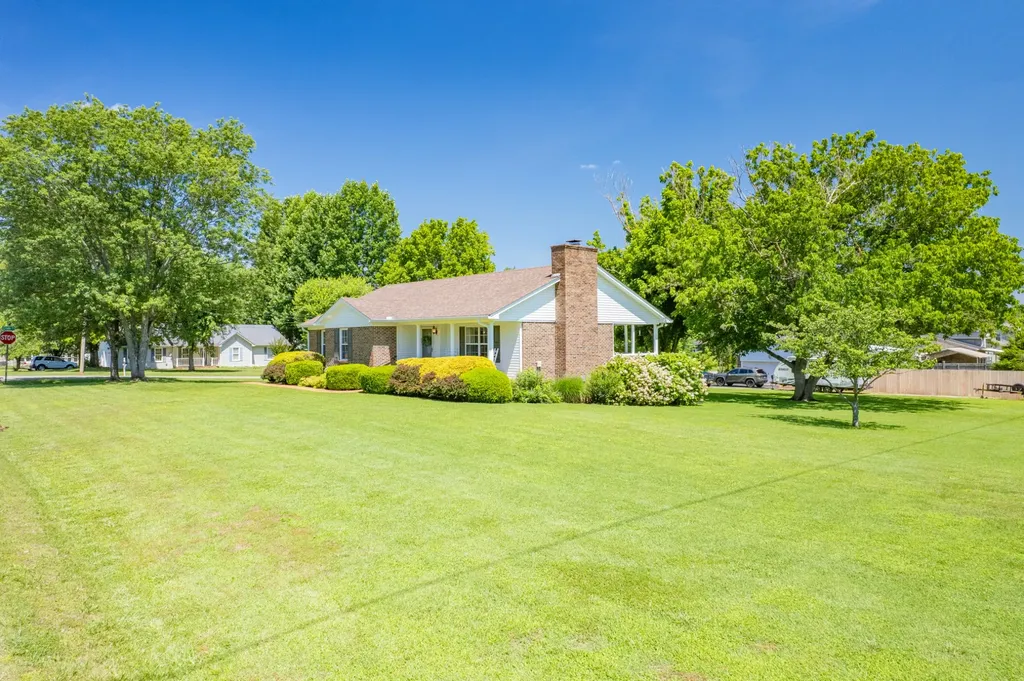 4011 Hays Drive Columbia TN 38401