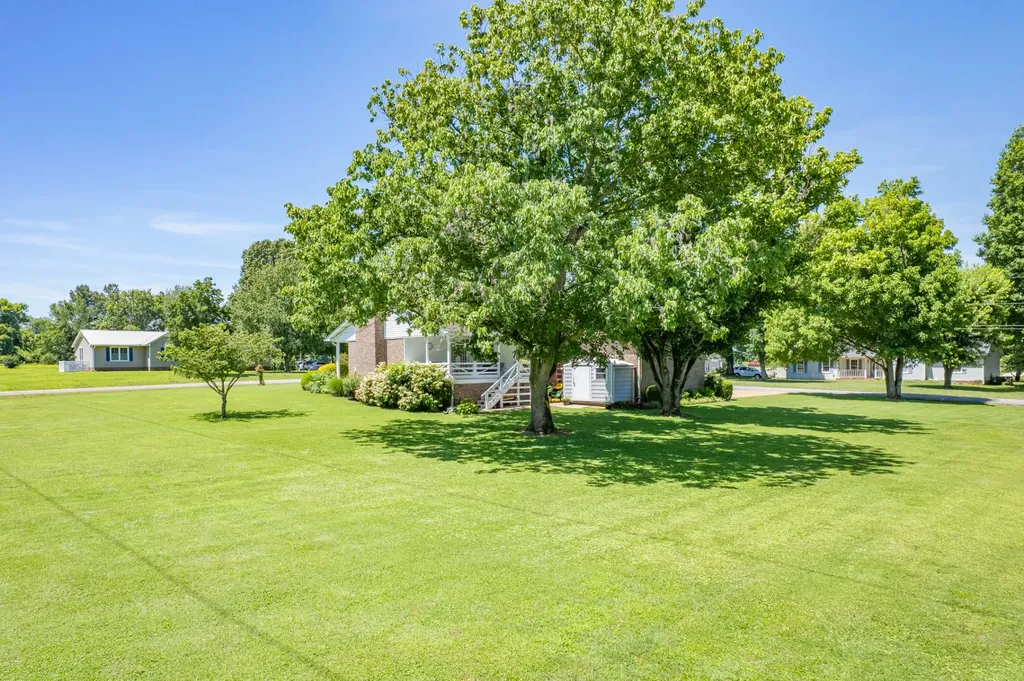 4011 Hays Drive Columbia TN 38401