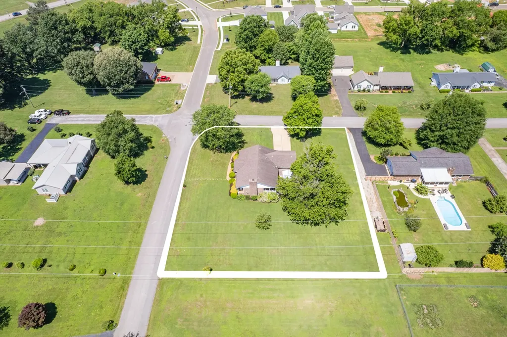 4011 Hays Drive Columbia TN 38401