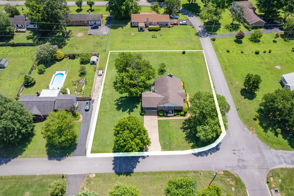 4011 Hays Drive Columbia TN 38401
