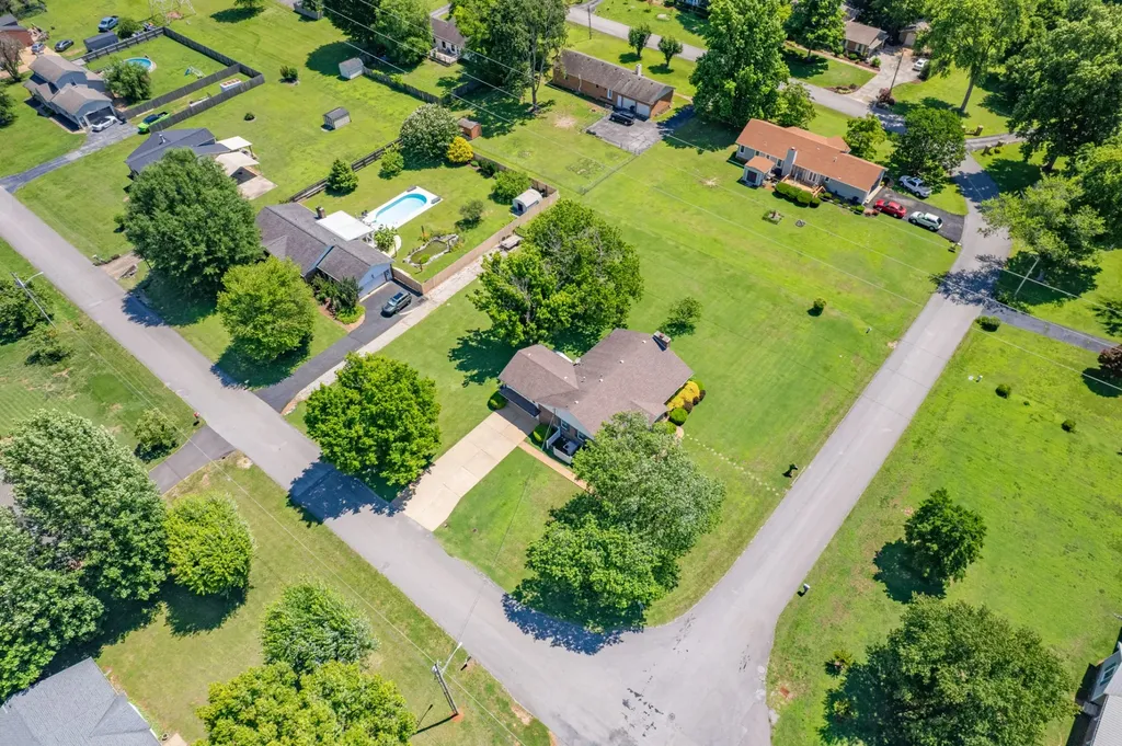 4011 Hays Drive Columbia TN 38401
