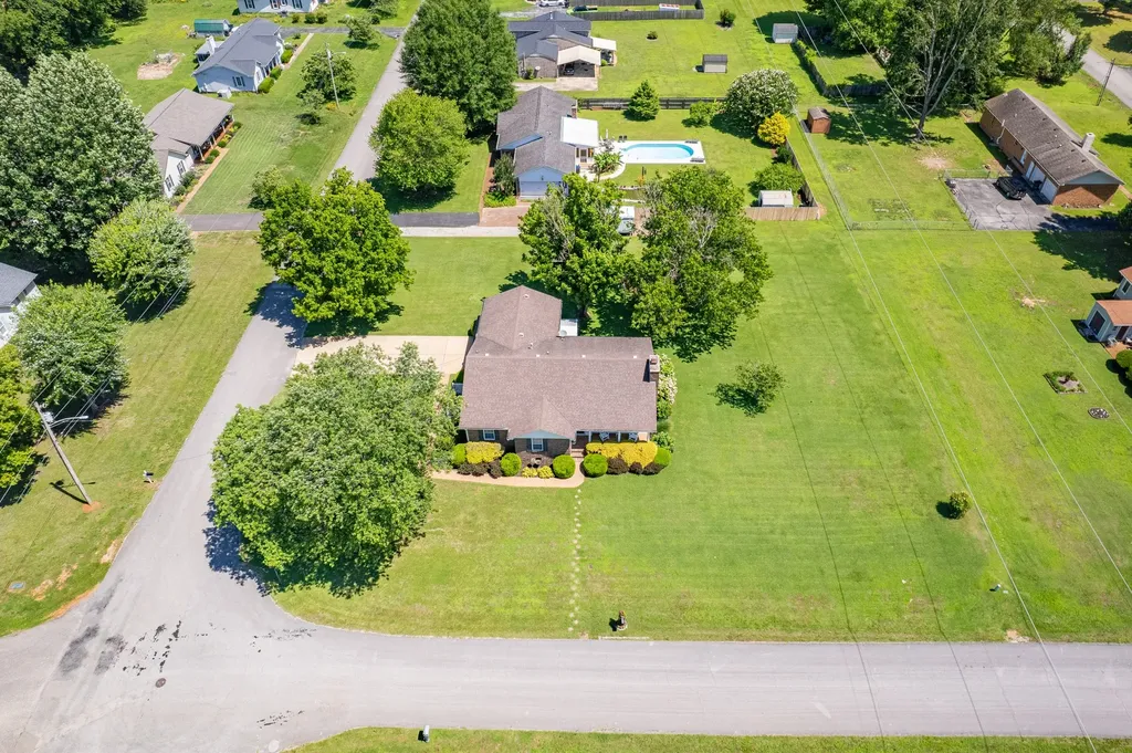 4011 Hays Drive Columbia TN 38401