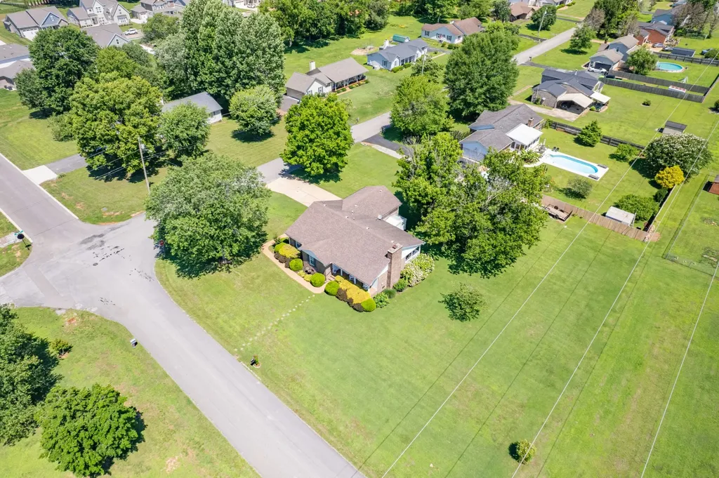 4011 Hays Drive Columbia TN 38401