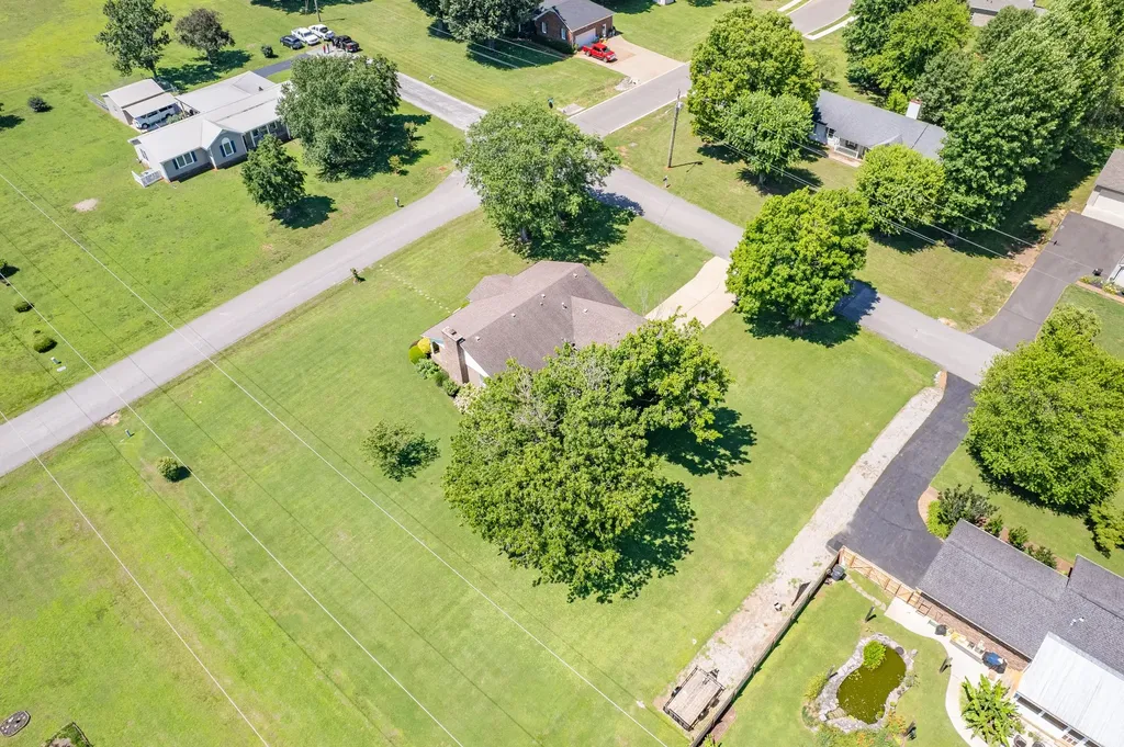 4011 Hays Drive Columbia TN 38401