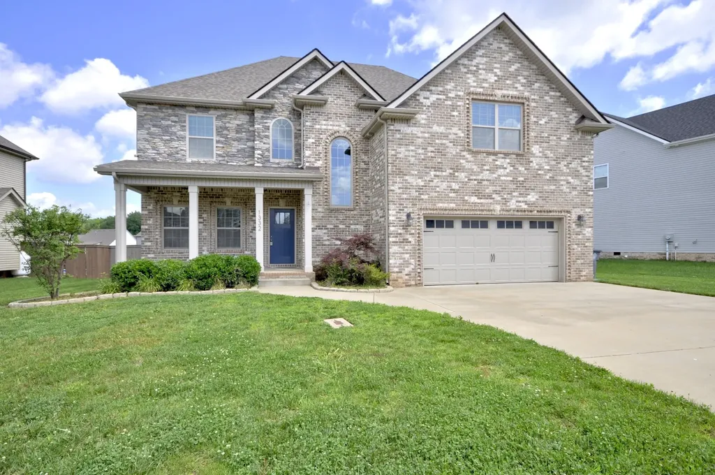 1332 Juniper Pass Clarksville TN 37043