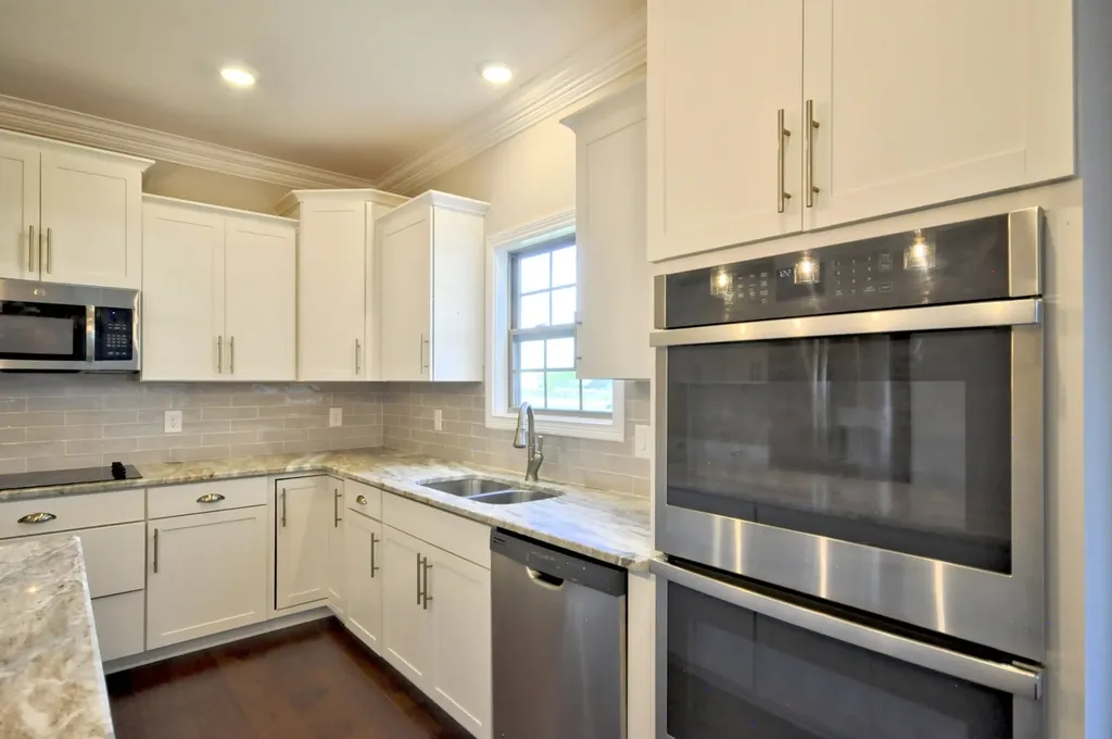 1332 Juniper Pass Clarksville TN 37043