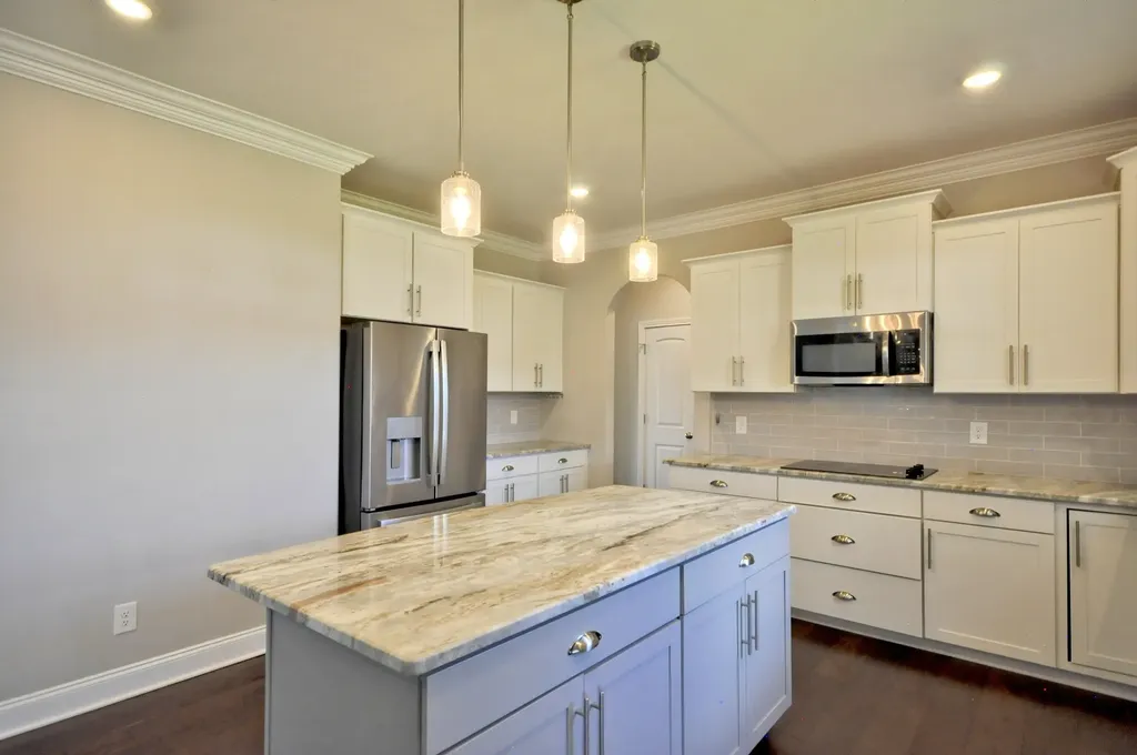 1332 Juniper Pass Clarksville TN 37043