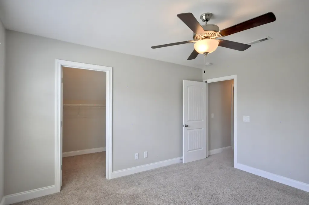 1332 Juniper Pass Clarksville TN 37043