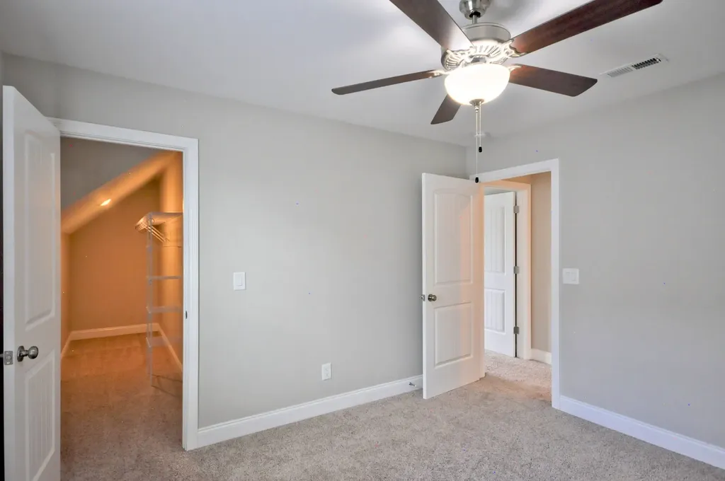 1332 Juniper Pass Clarksville TN 37043
