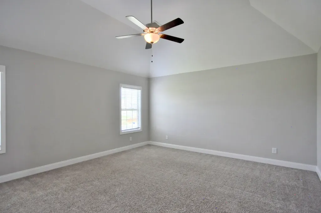 1332 Juniper Pass Clarksville TN 37043