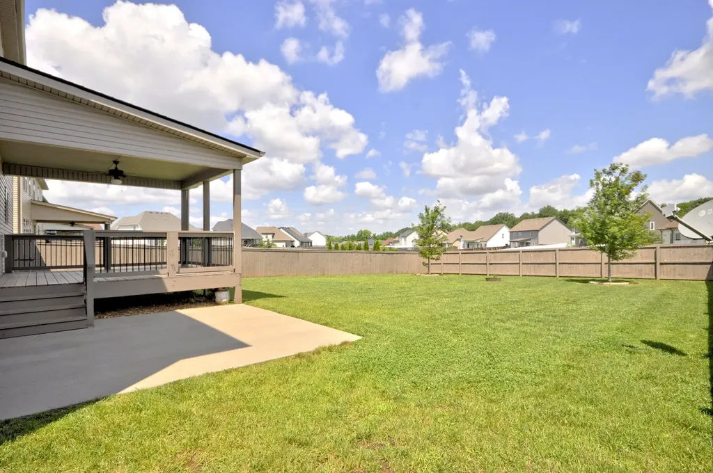 1332 Juniper Pass Clarksville TN 37043