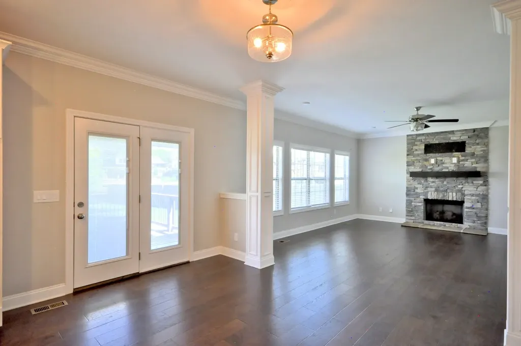 1332 Juniper Pass Clarksville TN 37043