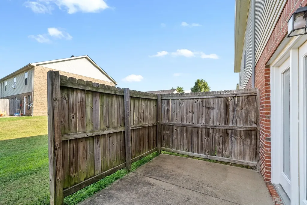 124 Coyote Court Clarksville TN 37043