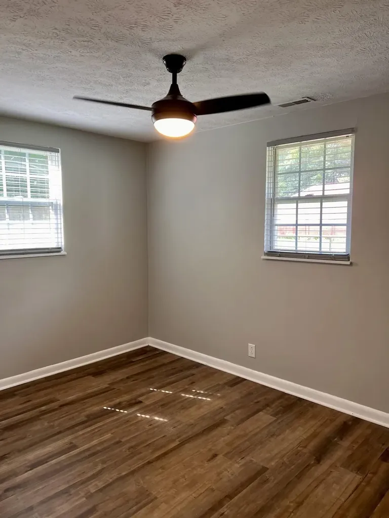 6479 Highway 76, E Springfield TN 37172