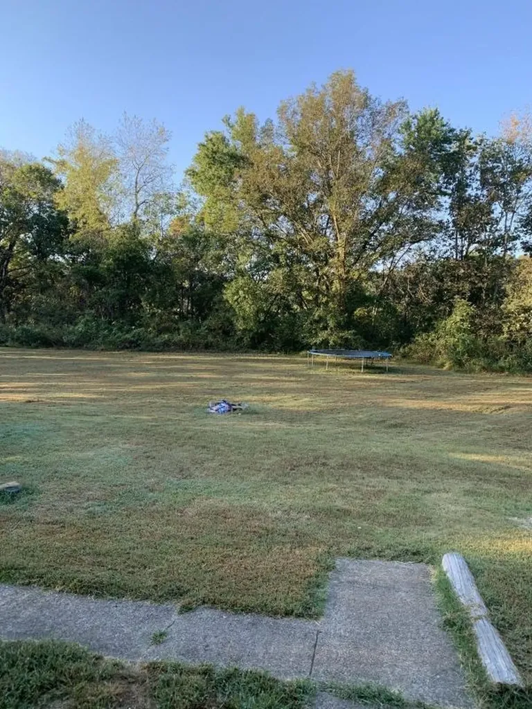 6479 Highway 76, E Springfield TN 37172