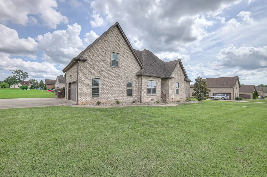232 Waldron View Drive Murfreesboro TN 37130