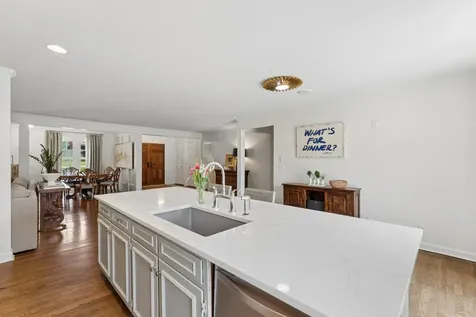 105 Brookfield Avenue Nashville TN 37205