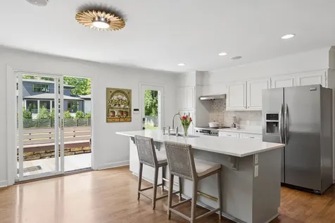 105 Brookfield Avenue Nashville TN 37205