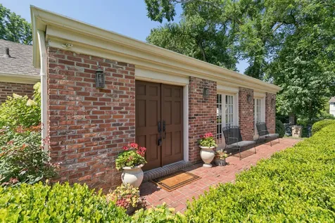 105 Brookfield Avenue Nashville TN 37205