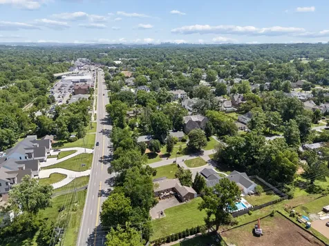 105 Brookfield Avenue Nashville TN 37205