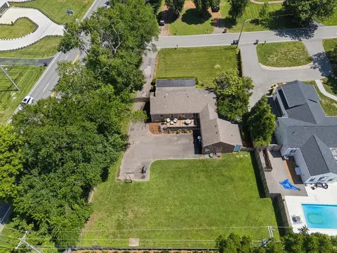 105 Brookfield Avenue Nashville TN 37205