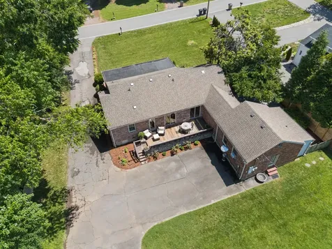 105 Brookfield Avenue Nashville TN 37205