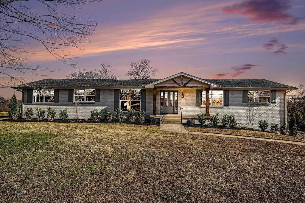 1616 Saundersville Ferry Road Mount Juliet TN 37122