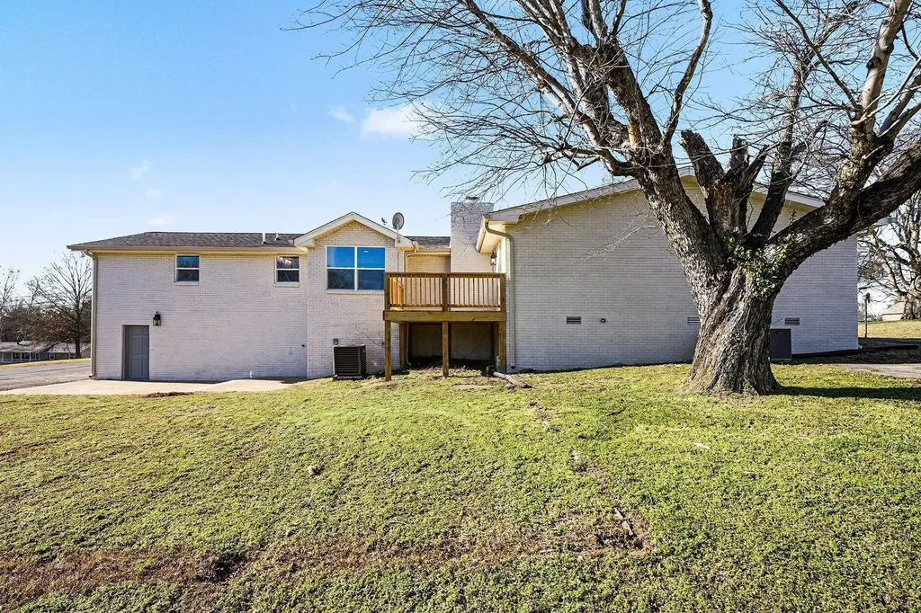 1616 Saundersville Ferry Road Mount Juliet TN 37122