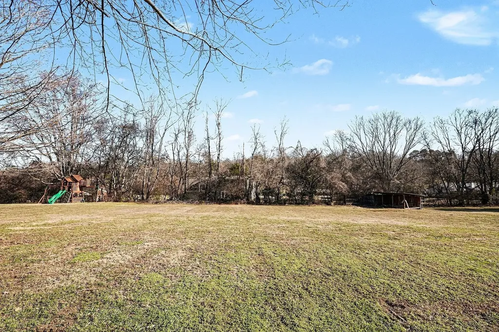 1616 Saundersville Ferry Road Mount Juliet TN 37122