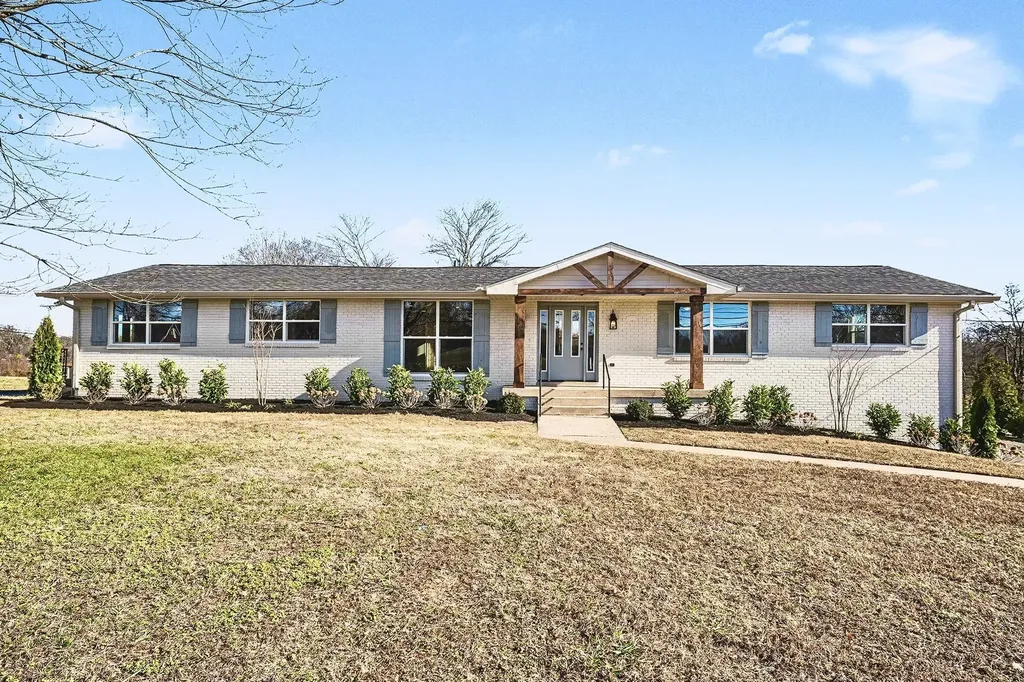 1616 Saundersville Ferry Road Mount Juliet TN 37122